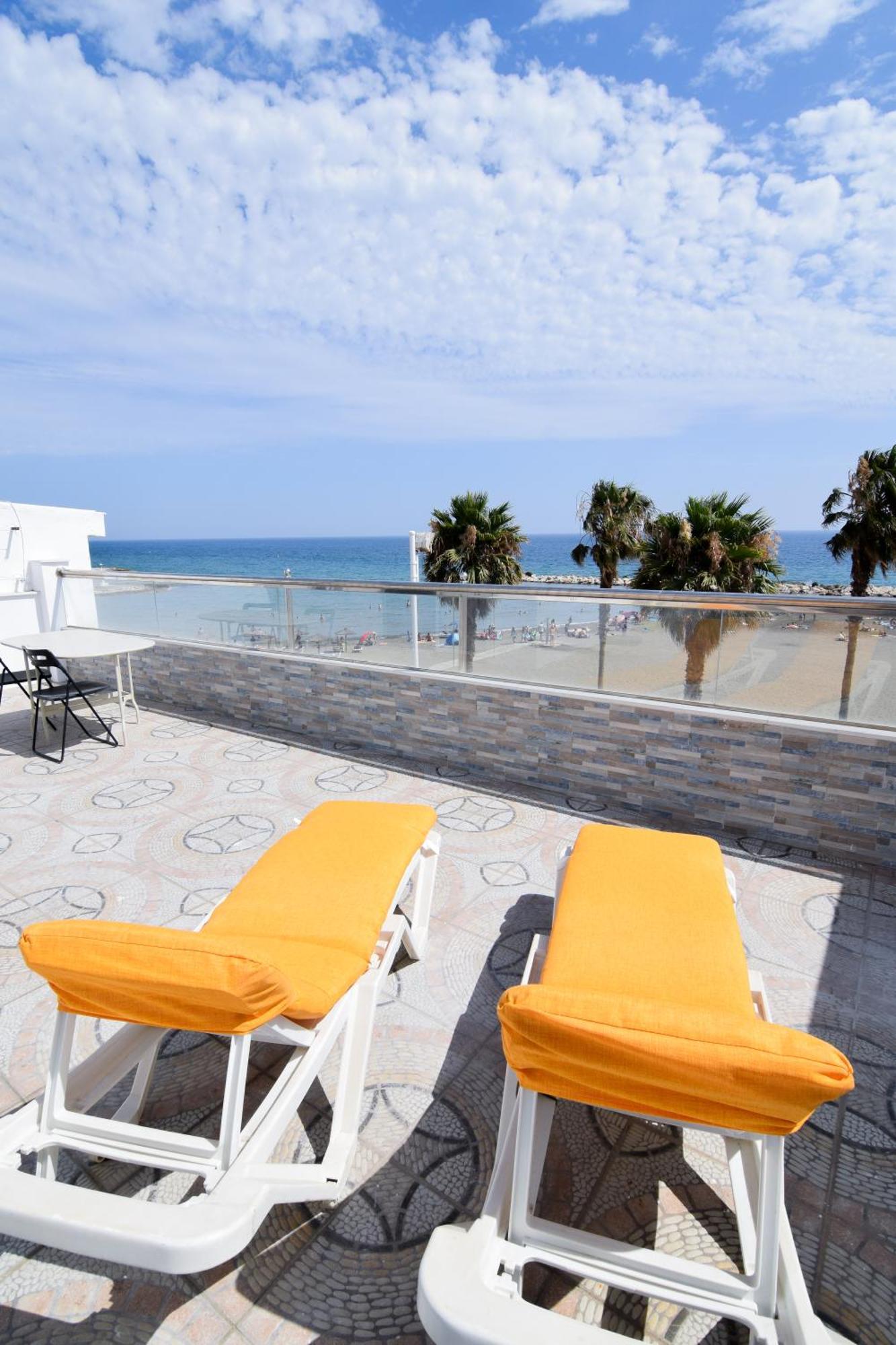 Letmalaga Cremades Seaside Lejlighed Eksteriør billede